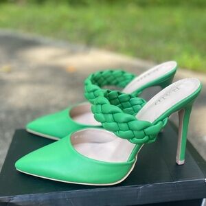 Your summer wardrobe needs these shoes!